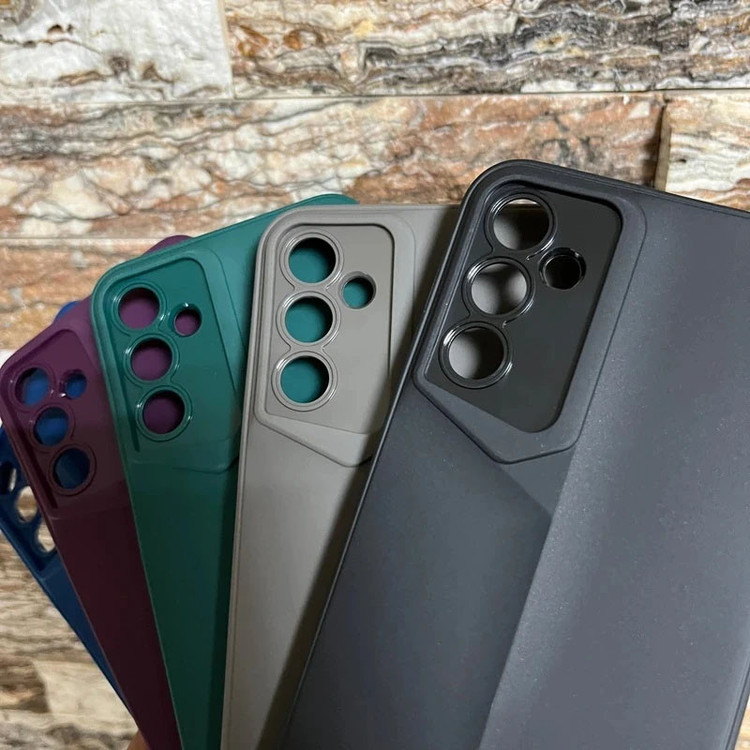 کاور آکادا مدل Side مناسب برای گوشی موبایل سامسونگ Galaxy A05