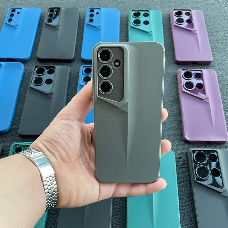 کاور آکادا مدل Side مناسب برای گوشی موبایل سامسونگ Galaxy A05