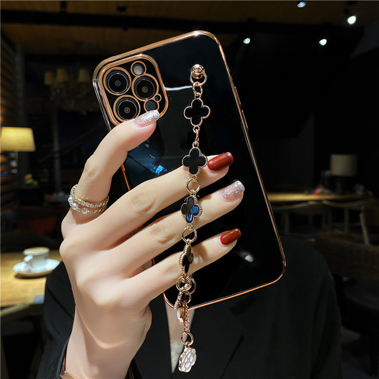 کاور مانستر مدل Black Flower مناسب برای گوشی موبایل سامسونگ Galaxy A05